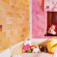 Himalayan salt therapy in baby room